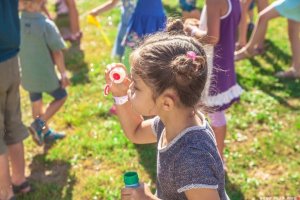 Фестиваль мыльных пузырей — добрый праздник на свежем воздухе!
