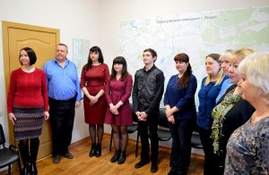 Владимир Макаров поздравил сотрудников Управления ЖКХ Администрации района с профессиональным праздником.
