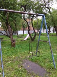 Сотни тысяч рублей выбросят единороссы ради показухи. Сотни тысяч рублей выбросят единороссы ради показухи.
