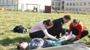 Ярцевские школьники вспомнили советскую игру «Зарница»