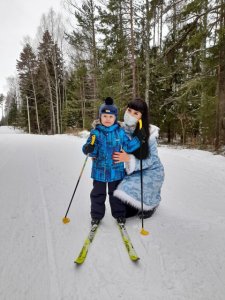 Сотрудники Ярцевской Госавтоинспекции приняли участие в открытии лыжного сезона
