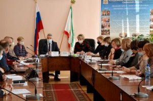 Заседание «круглого стола» впервые состоялось в Ярцевском районном Совете депутатов