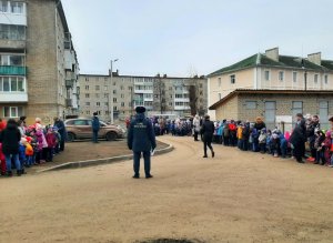 Учебная эвакуация в Ярцевском детском саду