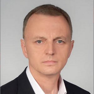 Депутат Смоленской областной Думы Олег Копыл с ярцевчанами