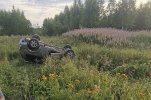 Водитель Nissan X-trail умер в больнице после серьезного ДТП под Смоленском