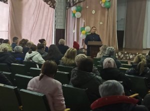 Руководитель Ярцевского межрайонного следственного отдела принял участие в общегородских родительских собраниях