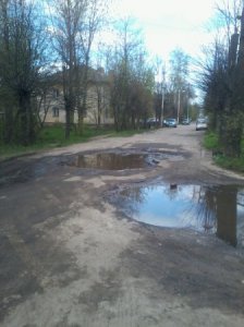 Краснооктябрьскую улицу частично заасфальтировали