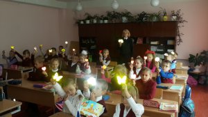 В  средней школе № 1   Госавтоинспекция провела урок дорожной безопасности для первоклашек