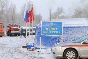 На опасном участке автодороги М1 в Ярцевском районе работает пункт обогрева