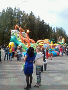 Внимание! В наш город приехали новые аттракционы!