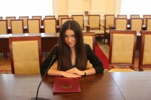 Красивые, так сказать, девушки. 16+