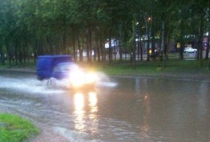 Стихия разгулялась вовсю