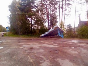 Кто снёс остановку в МСО?