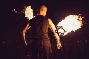 Новогодний фестиваль огня и света в Ярцево