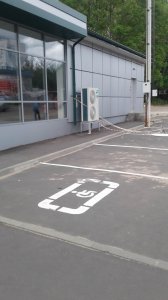 Жителей Пионерного кинули на детскую площадку