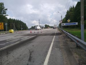 На трассе ремонтные работы. Как попасть в "Технотрак"