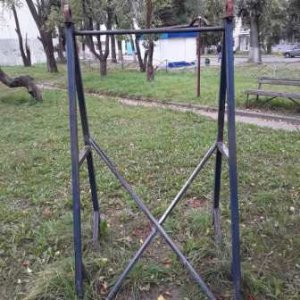 И вороны кружат, там где раньше был цветущий сад.
