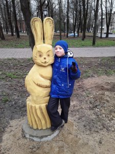 Красный, желтый, голубой - выбирай себе любой!