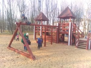 Депутаты единороссы в розовых очках