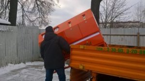 В Ярцеве установлен экобокс для сбора опасных бытовых отходов