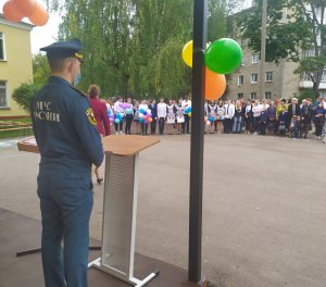 Беседа о безопасности с Ярцевскими школьниками