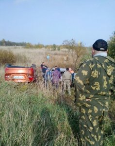 Зацепились и вылетели в кювет