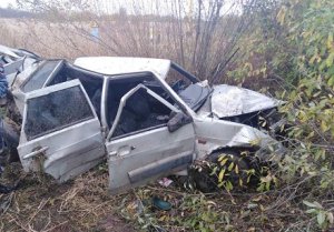 Зацепились и вылетели в кювет