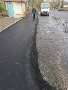 Наложили... асфальта