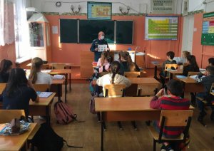 Продолжаются уроки безопасности с инспекторами ГИМС