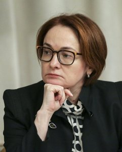 Кремль вновь отказался от раздачи россиянам «вертолетных денег».