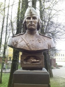Мария Октябрьская - героический механик-водитель Т-34