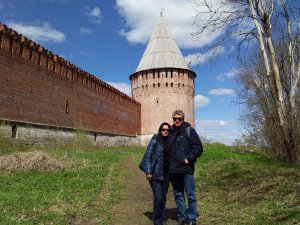 В Смоленске люди оказались в ловушке на крепостной стене