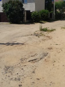 Когда двор становится проезжим...