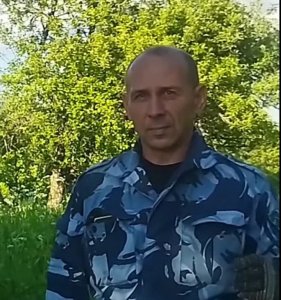Улица Милохово. Живём, как в Париже, только асфальт пожиже…