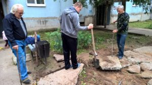 Чем ждать администрацию, чаще проще сделать самому