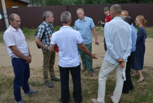 ДЕПУТАТ-КОММУНИСТ О.В. КОПЫЛ СОВЕРШИЛ ПОЕЗДКУ С ЦЕЛЬЮ ОЗНАКОМЛЕНИЯ С ПРОБЛЕМАМИ РЯДА РАЙОНОВ ГОРОДА ЯРЦЕВО.