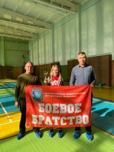 В ЯРЦЕВЕ ПРОВЕЛИ ВОЕННО-СПОРТИВНУЮ ИГРУ «ЗАРНИЦА»