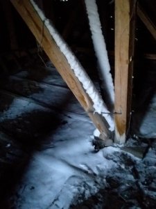 Дом, в котором можно лепить снеговиков на чердаке...