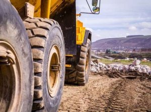 Житель Ярцево при покупке лесовозного тягача лишился почти 2 млн рублей