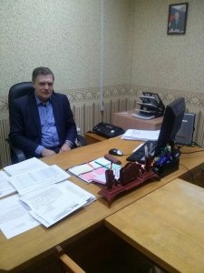Где лавочки у стоматологии?