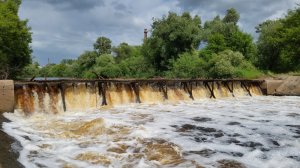 Депутаты горсовета спрашивают главу района В.С.Макарова.