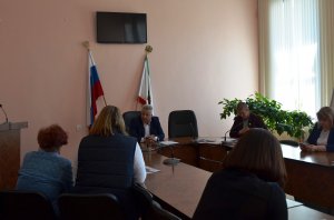 Где выгуливать собак в городе Ярцево?