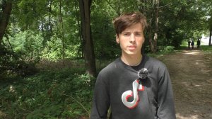Продолжаются субботники по благоустройству сквера у Банного озера