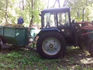 Продолжаются субботники по благоустройству сквера у Банного озера