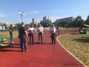 Замена покрытия на детской площадке