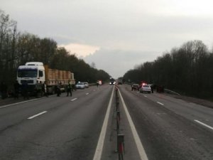 Большегруз переехал мужчину