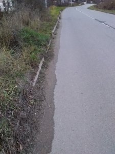 Поросло травой, место ...
