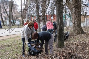 С 1 апреля стартовал месячник по уборке территорий города, который продлится по 30 апреля.