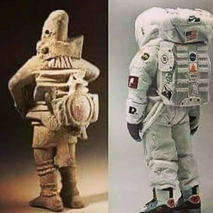С Днем космонавтики!