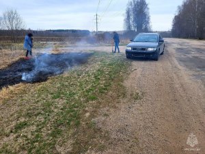 "Запалили"  двух пироманок